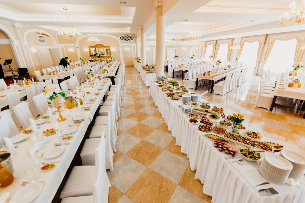 Hotel Korczowa Mlyny (Jaroslaw) Exterior foto