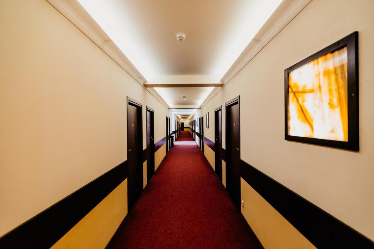 Hotel Korczowa Mlyny (Jaroslaw) Exterior foto